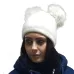 Vlněná čepice se dvěma bambulemi